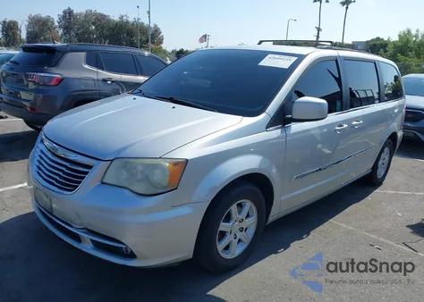 2012 Chrysler Town & Country Touring из США, поврежденный, VIN 2C4RC1BG3CR126636